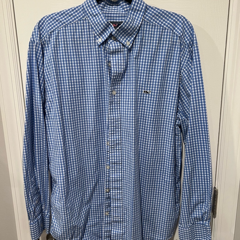 Vineyard Vines men’s Button Down Shirt